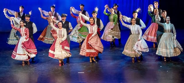 Dance House with the Bartók Dance Ensemble